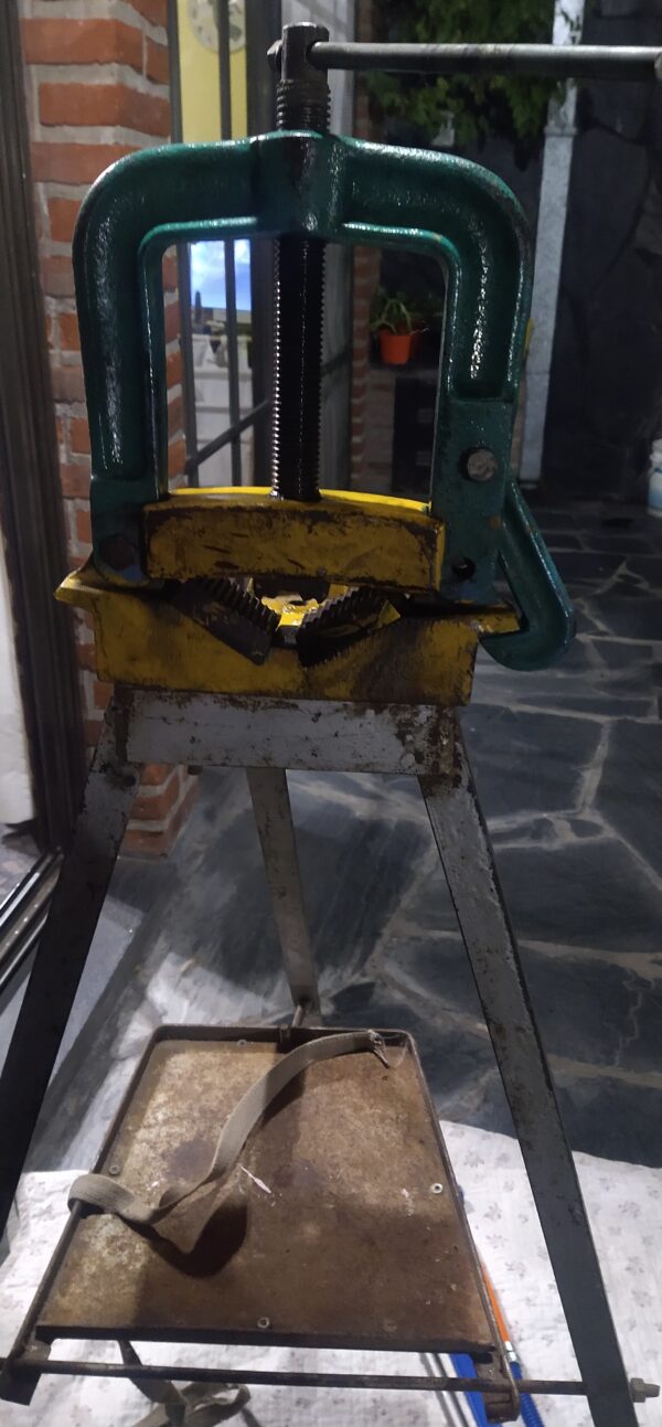 Morsa con trípode